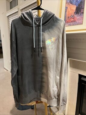ElevenParis men’s size XL hoodie NWT